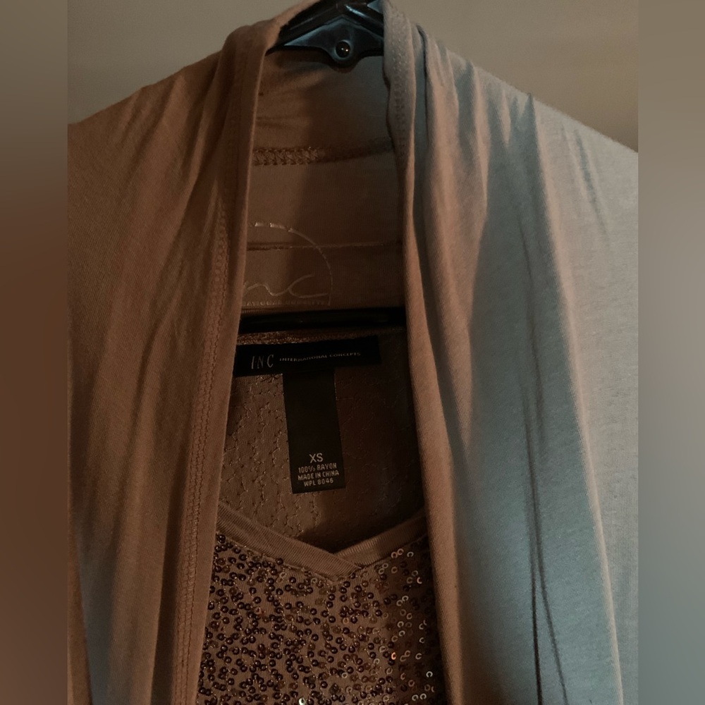 INC 2 piece set size XS taupe color GUC